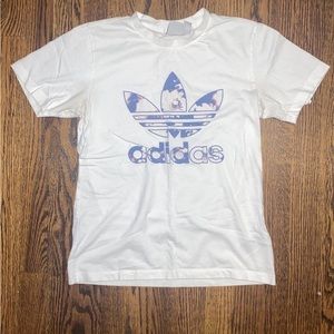 SIZE SMALL ADIDAS SHIRT